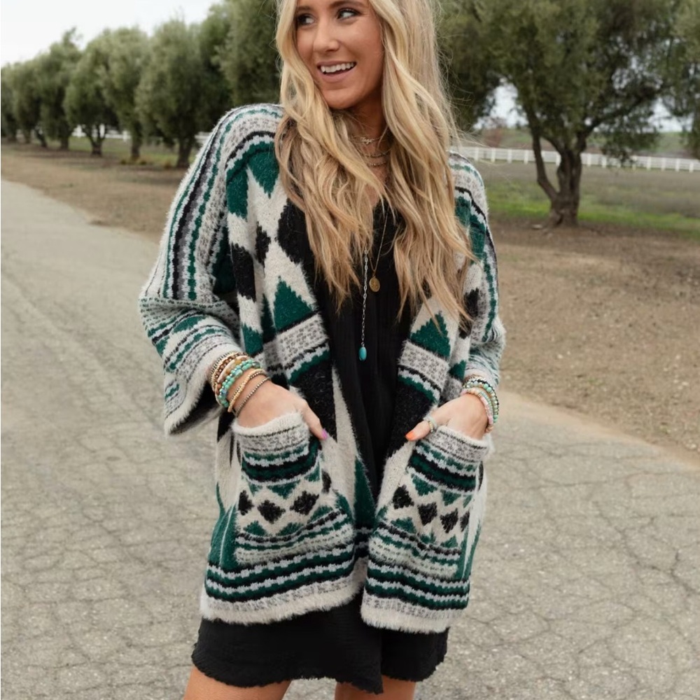 Three Bird Nest one size cardi (model picture is a different color way)